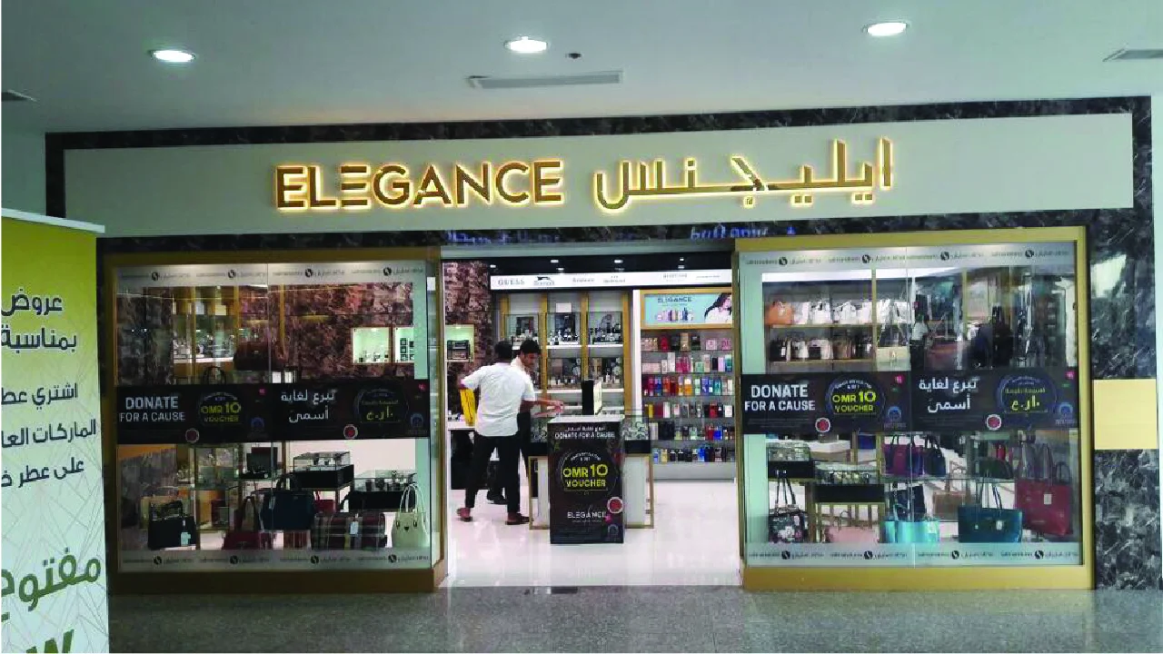 Elegance shop front LED